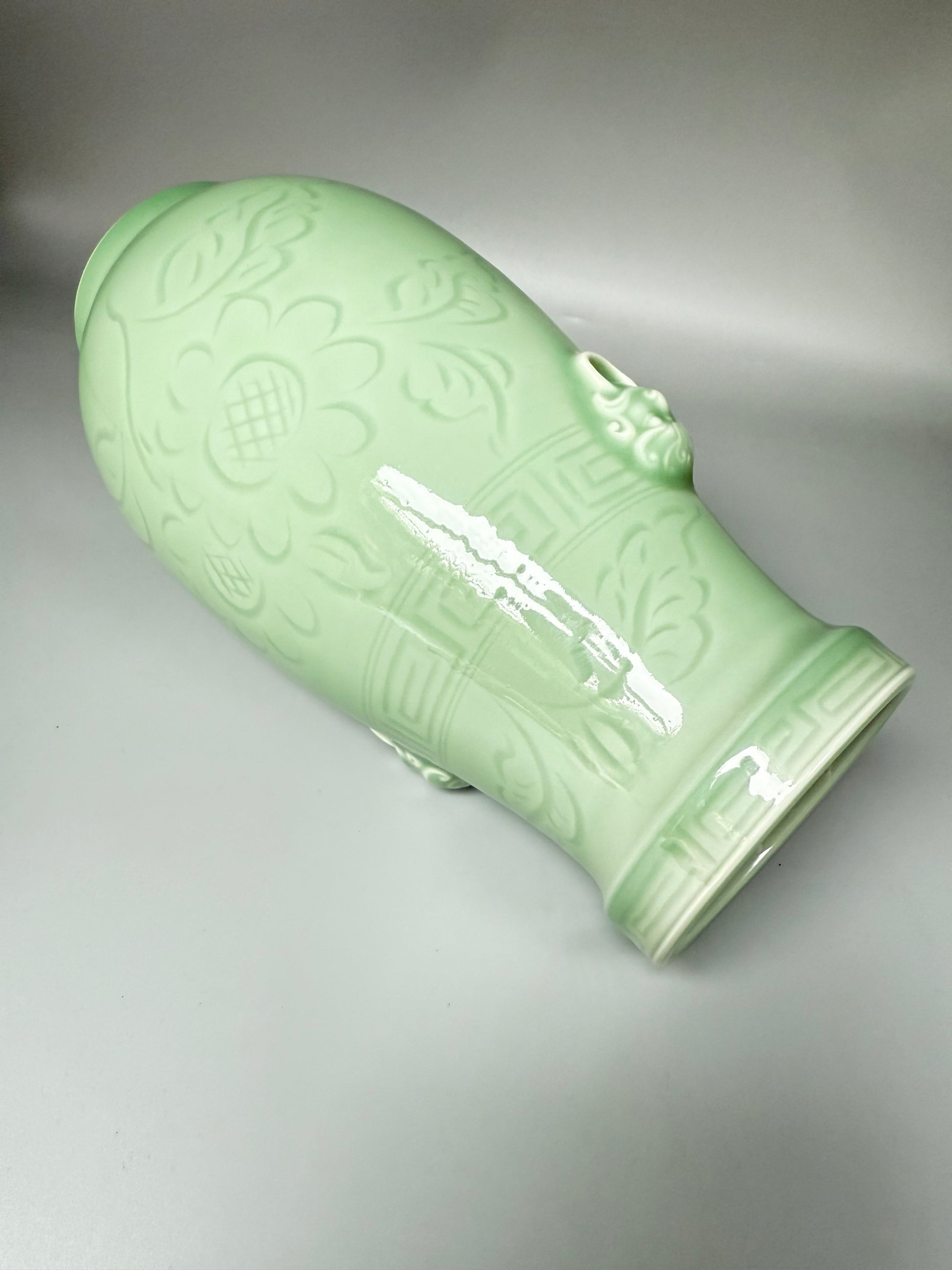 Lion-ear Vase, Longquan Celadon (Di Kiln), Zhou Xiaoping