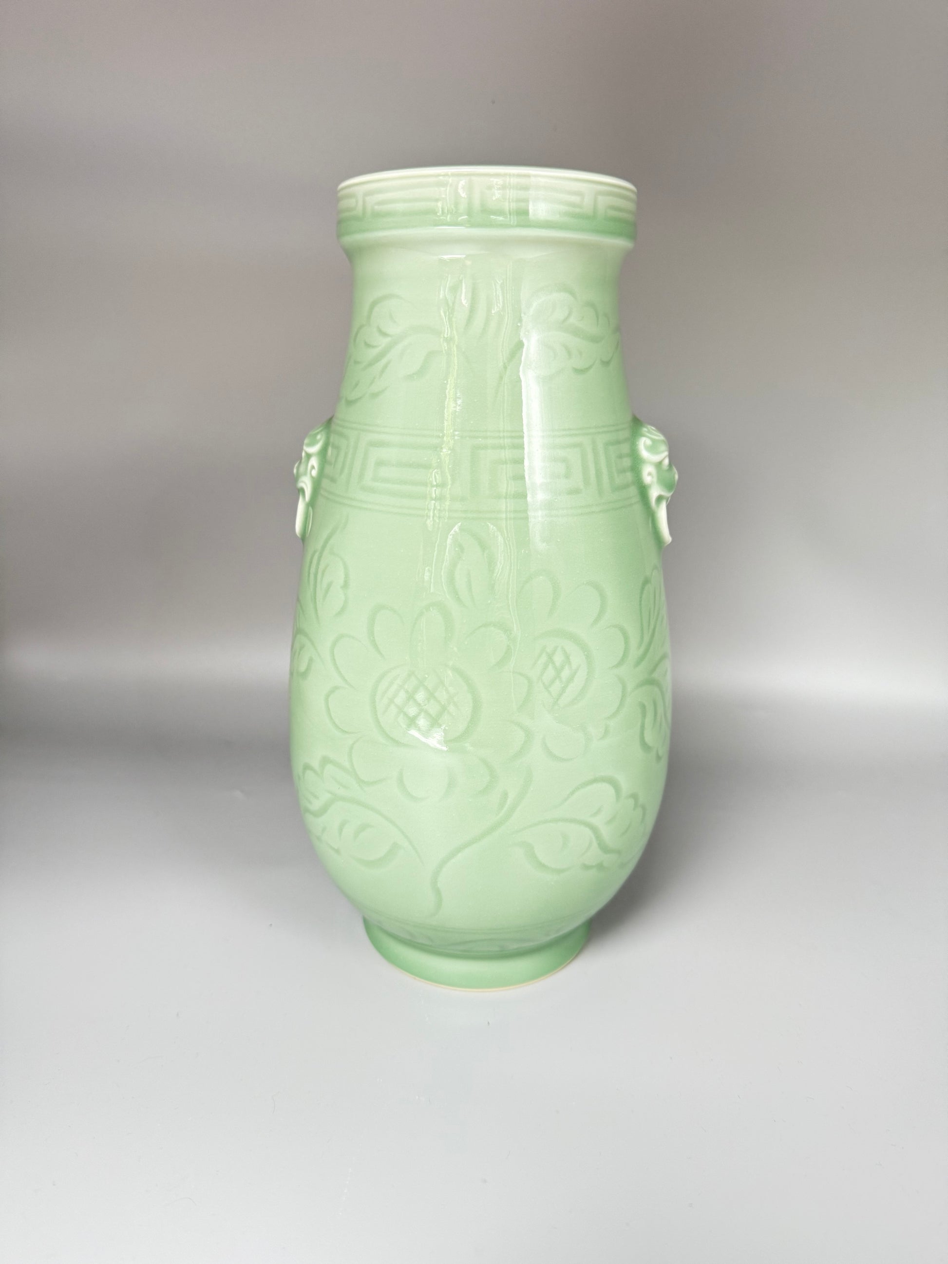 Lion-ear Vase, Longquan Celadon (Di Kiln), Zhou Xiaoping