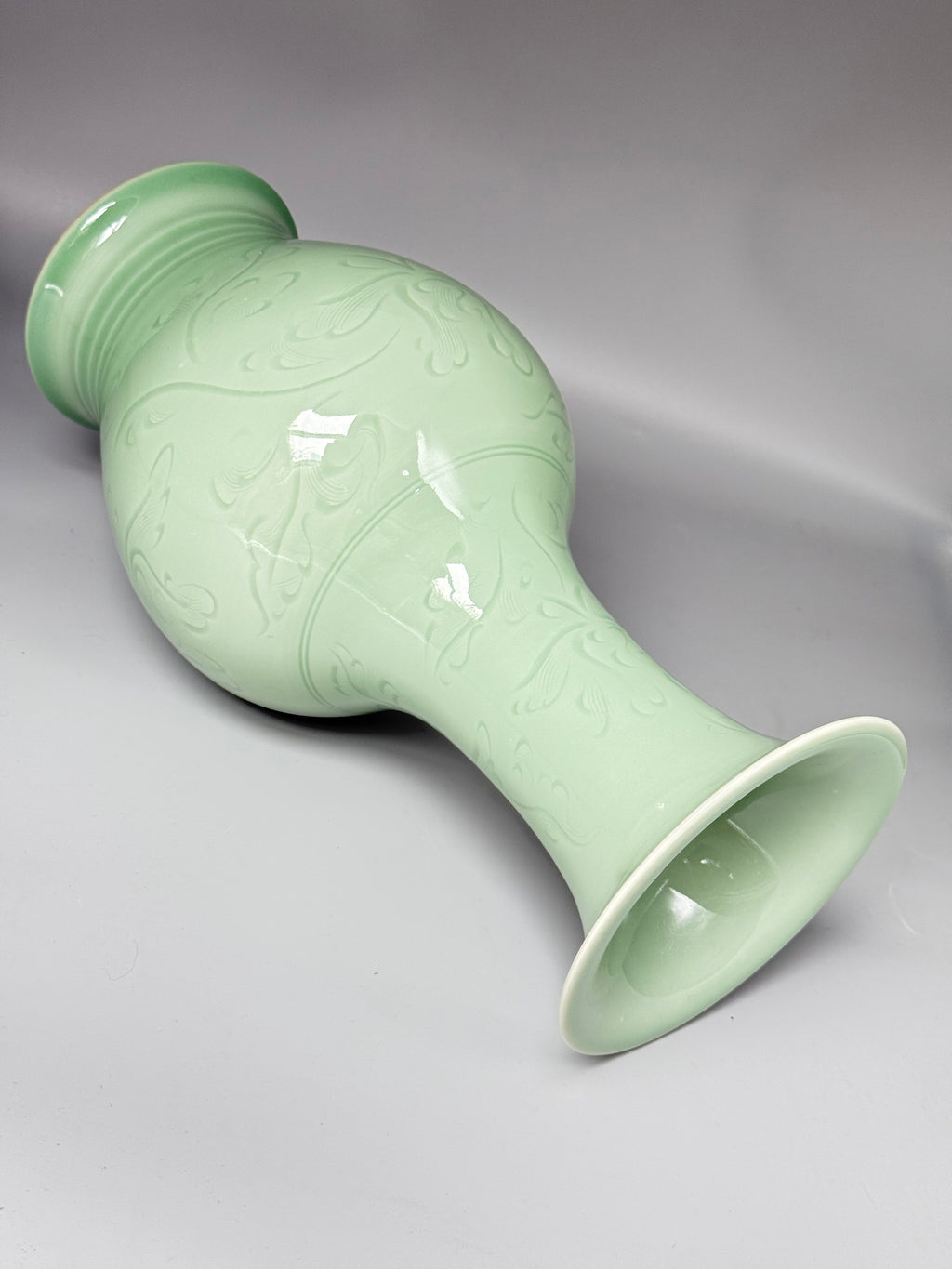 Peony Vase, Longquan Celadon (Di Kiln), Zhou Xiaoping