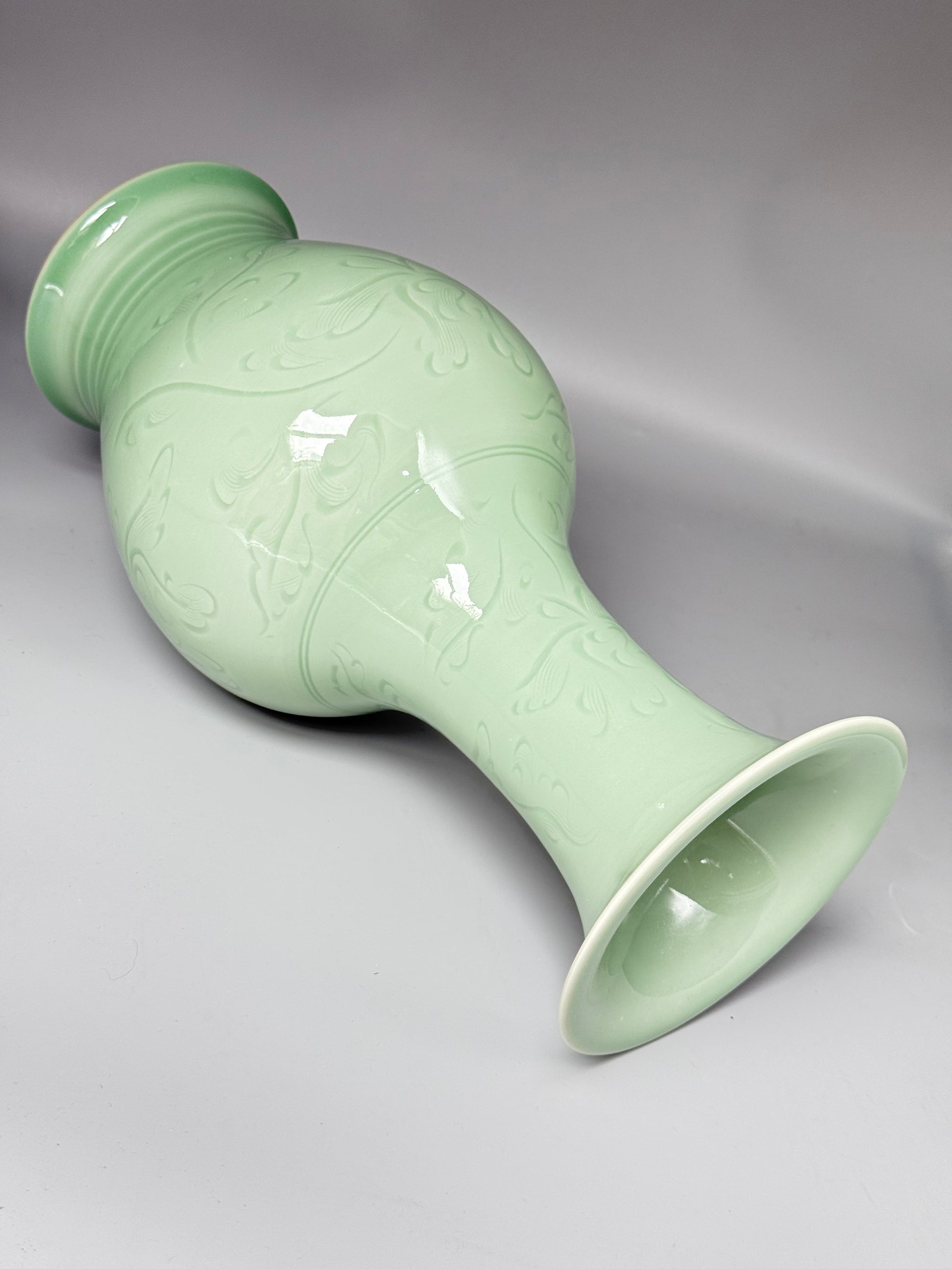 Peony Vase, Longquan Celadon (Di Kiln), Zhou Xiaoping